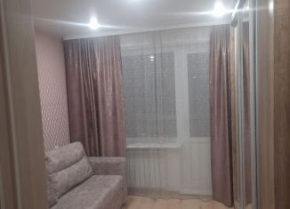 Продается 3-ком. квартира, 55 м2, Ижевск, улица Михаила Петрова, 28