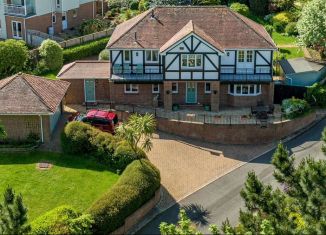 Дом на продажу, 220 м2, посёлок городского типа Сириус, улица Войтенко, 41