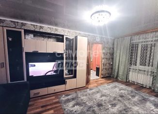 Продается двухкомнатная квартира, 44.7 м2, Курск, улица Энгельса, 14