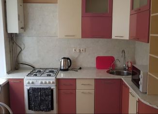 Сдаю 1-комнатную квартиру, 32 м2, Кстово, Магистральная улица