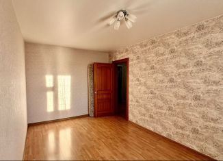 Продам 3-ком. квартиру, 68 м2, Екатеринбург, Бисертская улица