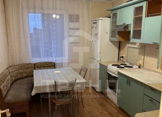 Продается двухкомнатная квартира, 60 м2, Санкт-Петербург, Бухарестская улица, 130к1