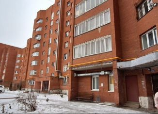 Продается 4-комнатная квартира, 87.7 м2, Пермь, улица Мира, 74