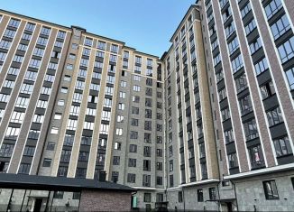 Продается 2-комнатная квартира, 82 м2, Нальчик, улица Героя России Т.М. Тамазова, 3