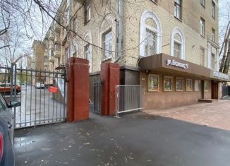 Сдаю 1-комнатную квартиру, 30 м2, Москва, улица Бажова, 9, метро ВДНХ