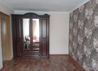 Продам 1-ком. квартиру, 32 м2, Владикавказ, улица Черняховского, 26к3