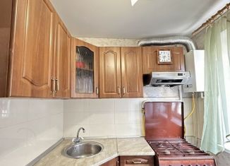 Продажа 1-ком. квартиры, 32 м2, Нальчик, улица Горького, 78