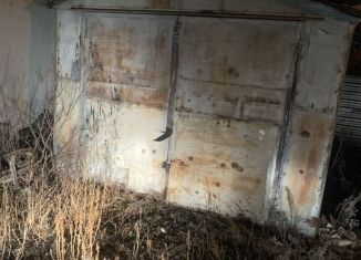Продам гараж, 18 м2, поселок городского типа Мирный