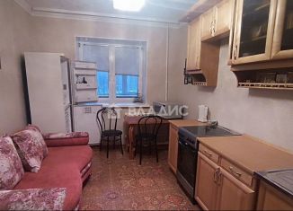 Сдам в аренду 1-комнатную квартиру, 40 м2, Тобольск, 9-й микрорайон, 11