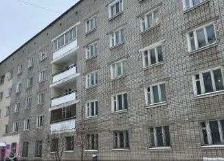 Продается 1-комнатная квартира, 18.9 м2, Кировская область, улица Щорса, 111