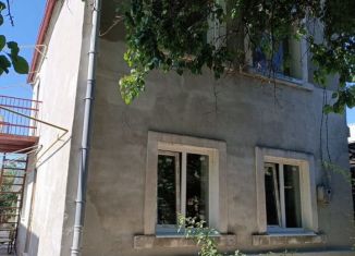 Продается дом, 140 м2, посёлок городского типа Комсомольское, Шоссейная улица, 20