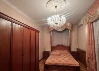 Сдаю в аренду 3-комнатную квартиру, 80 м2, Москва, улица Космонавта Волкова, 7, метро Войковская