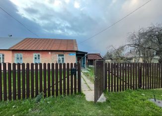 Продам дом, 80 м2, посёлок городского типа Октябрьский, Трудовая улица, 4