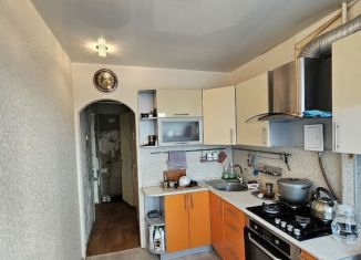 Трехкомнатная квартира в аренду, 61 м2, Уфа, Заводская улица, 8