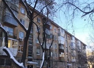 Продаю 2-комнатную квартиру, 45 м2, Екатеринбург, улица Стрелочников, 5, метро Динамо