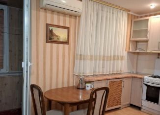 Сдается 1-ком. квартира, 32 м2, Балаклава, улица Новикова, 10А