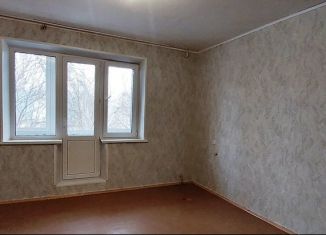 Продаю 1-комнатную квартиру, 41 м2, Челябинск, улица 40-летия Победы