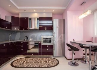 Продам трехкомнатную квартиру, 90 м2, Тюмень, Олимпийская улица, 9/3