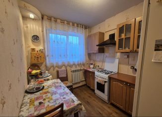 Продам 2-комнатную квартиру, 47.3 м2, Мурманская область, улица Нахимова, 30