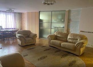 Продается пятикомнатная квартира, 141 м2, Красноярск, улица Гусарова, 15