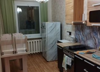 Сдаю в аренду 2-комнатную квартиру, 48 м2, Иркутск, микрорайон Радужный, 33