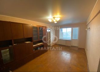 Продам 3-комнатную квартиру, 57 м2, Волгоград, Краснополянская улица, 18