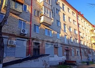 Продам 2-комнатную квартиру, 41.9 м2, Тюмень, улица Мельникайте, 97