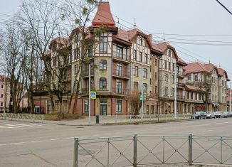 Продается 4-комнатная квартира, 132.1 м2, Калининград, проспект Мира