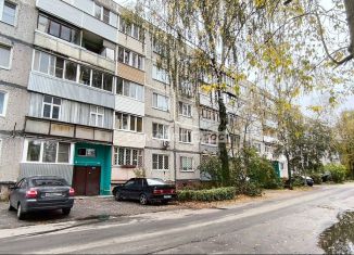 Продается 2-комнатная квартира, 55 м2, Павловский Посад, улица Кузьмина, 46