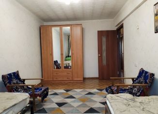 Трехкомнатная квартира в аренду, 64 м2, Северодвинск, проспект Труда, 38