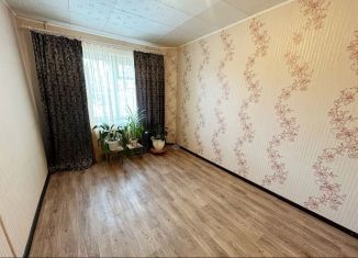 Продается 2-ком. квартира, 52.3 м2, Первоуральск, улица Чекистов, 2