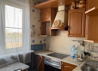 Сдам 1-комнатную квартиру, 38 м2, Москва, улица Дмитриевского, 11, ВАО