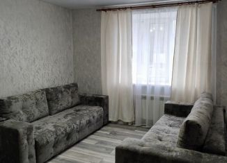 Сдам 1-ком. квартиру, 30 м2, Миллерово, Черноморская улица, 61Б