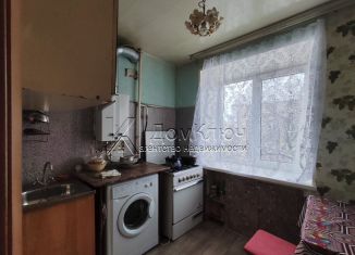 Продается 2-ком. квартира, 47 м2, Кумертау, улица Пушкина, 19