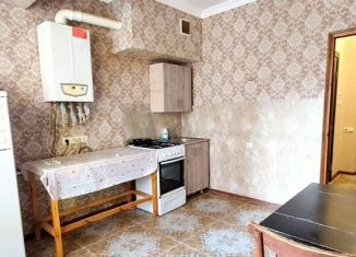 Сдам в аренду 1-ком. квартиру, 45 м2, Нальчик, улица Ватутина, 29Б, район Горная