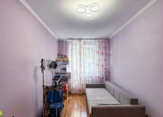 Продам 3-комнатную квартиру, 72.5 м2, Тюмень, Магаданская улица, 11к1, Центральный округ