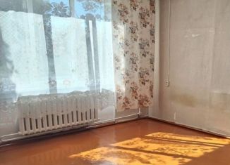 Продаю 2-ком. квартиру, 49 м2, Иркутская область, Байкальская улица, 45