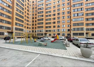 Продаю 2-ком. квартиру, 79 м2, Махачкала, проспект Насрутдинова, 274Е