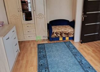 Продается трехкомнатная квартира, 62 м2, село Завьялово, улица Калинина, 75