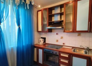 Сдается в аренду 1-ком. квартира, 40 м2, Москва, улица Кулакова, 10, метро Строгино