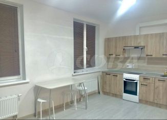 Сдаю в аренду 1-ком. квартиру, 36 м2, Тюмень, улица Героев Космоса, 13