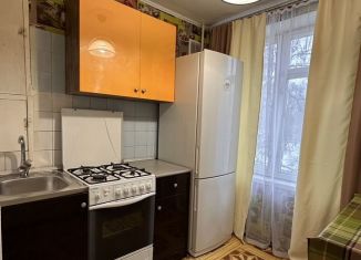 Сдается в аренду 2-ком. квартира, 45 м2, Москва, улица Юных Ленинцев, 105к1