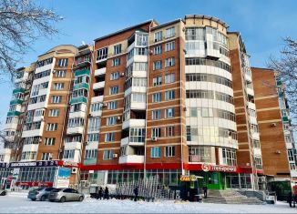 Продается 3-ком. квартира, 67 м2, Абакан, улица Стофато, 5Д