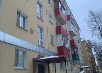 Сдача в аренду 2-ком. квартиры, 54 м2, Нижний Новгород, метро Ленинская, проспект Ленина, 13