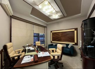 Сдается в аренду офис, 30 м2, Махачкала, проспект Имама Шамиля, 11