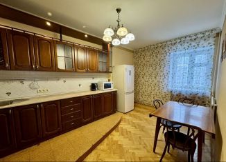 Четырехкомнатная квартира в аренду, 118.4 м2, Томск, Советская улица, 30