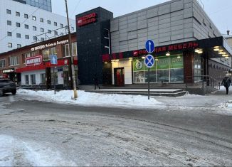 Сдам в аренду торговую площадь, 550 м2, Петрозаводск, Красная улица, 36