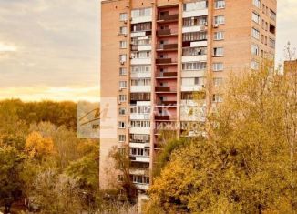 Продаю 3-ком. квартиру, 73 м2, Химки, Зелёная улица, 10