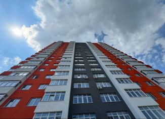 Продаю трехкомнатную квартиру, 76 м2, Кемерово, Октябрьский проспект, 30Б, Центральный район