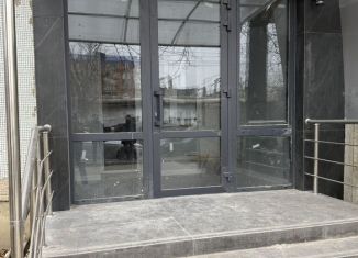 Сдам офис, 50 м2, Махачкала, улица Ибакова, 11, Ленинский внутригородской район